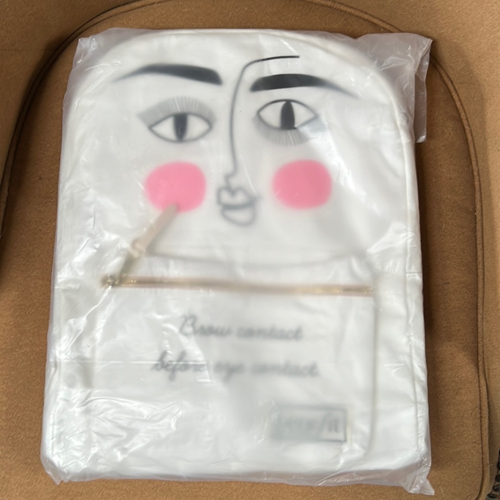 Benefit San Francisco '20 Backpack brow contact before eye contact face doodle